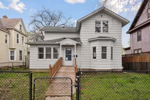 2204 10th Ave S, Minneapolis, MN 55404