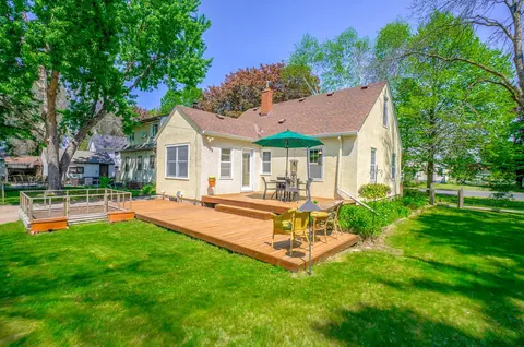 1889 Birmingham St, Maplewood, MN 55109