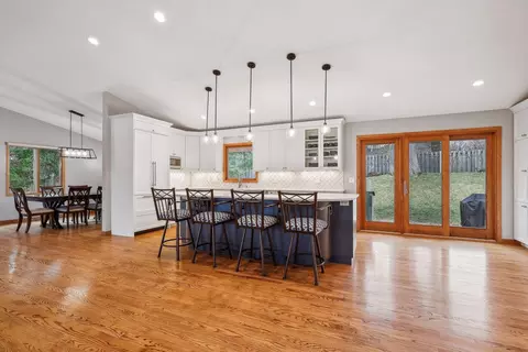 6628 Londonderry Dr, Edina, MN 55436