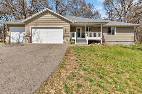 708 Ironwood Dr, Royalton, MN 56373