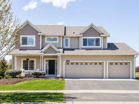 2800 Liberty Trl, Woodbury, MN 55129