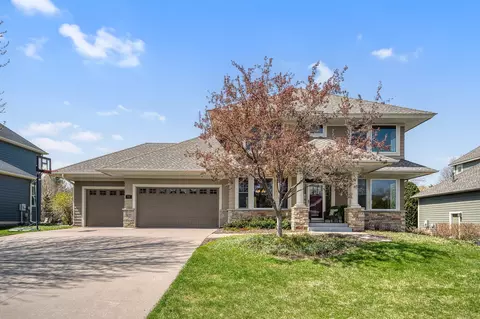 517 Lake Ridge Dr, Shoreview, MN 55126