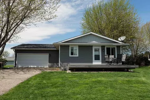 2013 Bob White Ct NE, Waseca, MN 56093