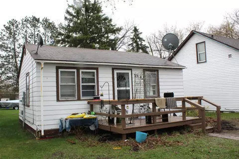 216 3rd St NW, Wadena, MN 56482