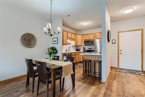 2395 Benson Ave #305, Saint Paul, MN 55116