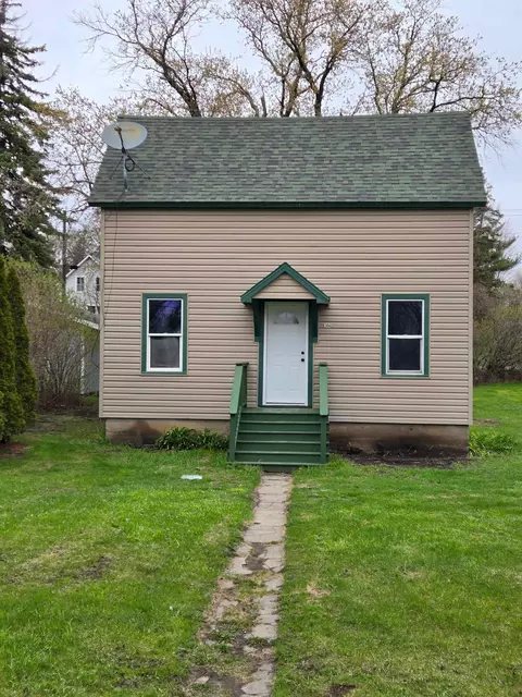 306 W Main St, Battle Lake, MN 56515