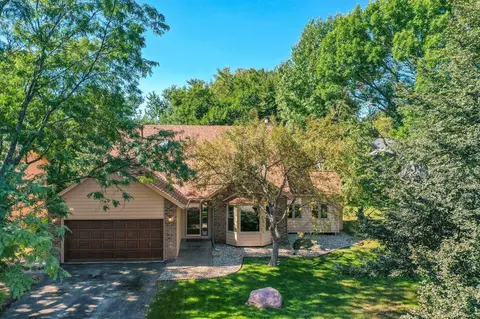 14832 Maywood Dr, Burnsville, MN 55306