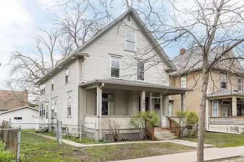 792 Juno Ave, Saint Paul, MN 55102