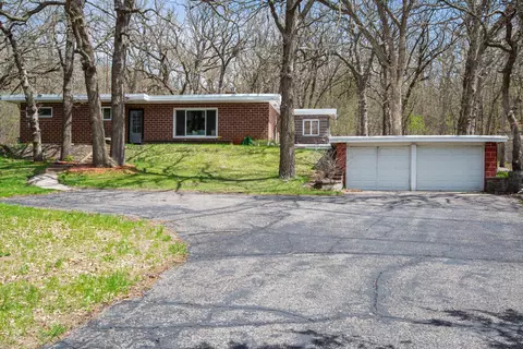 22896 Chapel Hill Rd, Cold Spring, MN 56320