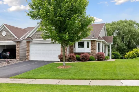 4630 Greenhaven Dr, White Bear, MN 55127