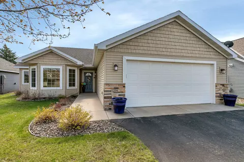 1254 Willow Pond Dr, Waite Park, MN 56387