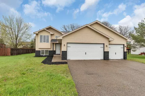 5026 Bluff Rd, Big Lake, MN 55309