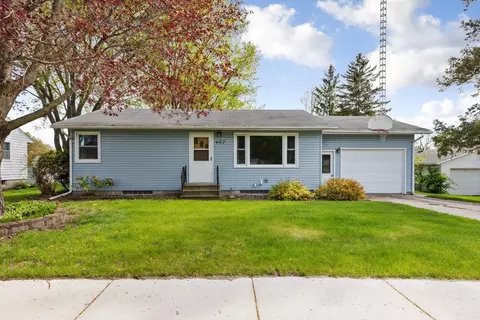 407 W 4th St, Janesville, MN 56048