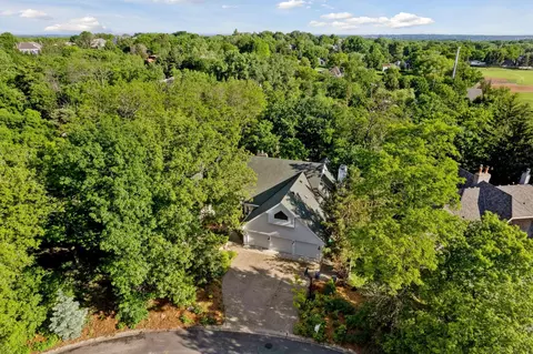 9325 Yukon Ave S, Bloomington, MN 55438