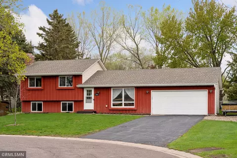 8578 Janero Ave S, Cottage Grove, MN 55016