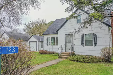 123 Dale St NW, Alexandria, MN 56308