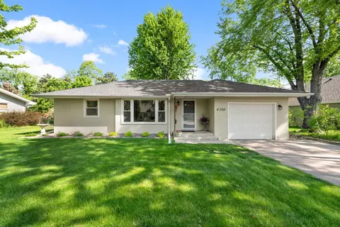 6326 Winsdale St N, Golden Valley, MN 55427