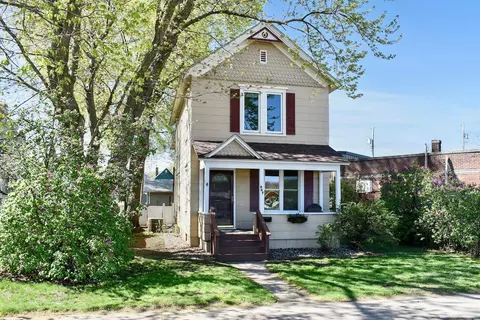 307 E 3rd St, Winona, MN 55987