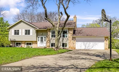 1500 E 116th St, Burnsville, MN 55337