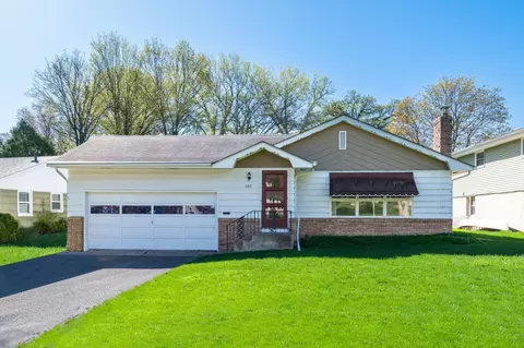 565 Wheeler Dr, Excelsior, MN 55331