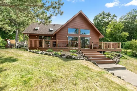 33360 Lone Pine Dr, Browerville, MN 56438