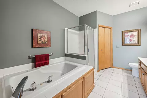 1878 N Ruby Ct, Eagan, MN 55122 photo 14