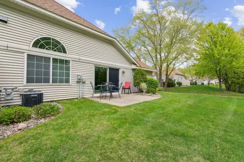 1878 N Ruby Ct, Eagan, MN 55122 photo 9