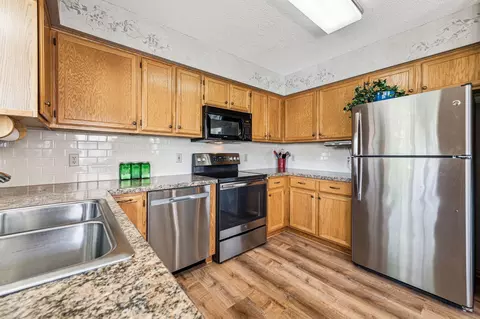 1878 N Ruby Ct, Eagan, MN 55122 photo 11