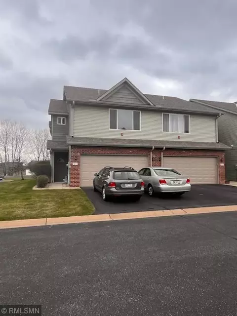 7873 Gotland Ln, Lino Lakes, MN 55014
