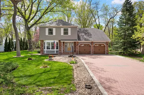 21630 Healy Avenue Cir N, Forest Lake, MN 55025