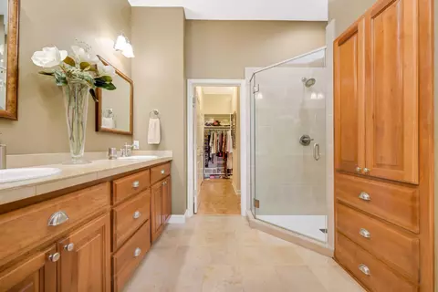 17536 Hackberry Ct, Eden Prairie, MN 55347 photo 15