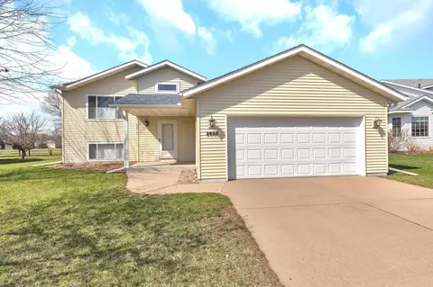 2603 Olive Ln, Sauk Rapids, MN 56379