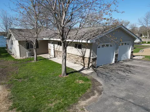 59 Mc Cloud St, Ortonville, MN 56278