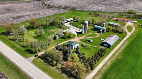 14324 Falcon Ave, Glencoe, MN 55336