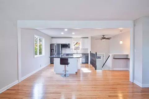 2152 Cedar Ln, Mound, MN 55364