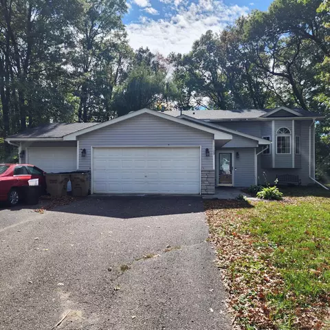 1109 17th St N, Princeton, MN 55371
