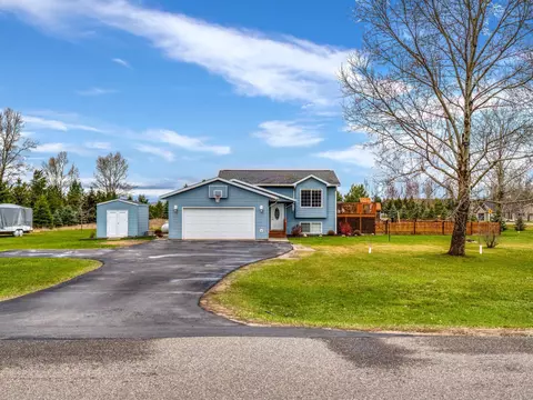 4977 Feelinrite Ln NW, Bemidji, MN 56601