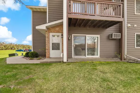 4476 Cinnamon Ridge Trl #A, Eagan, MN 55122