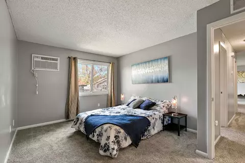 4476 Cinnamon Ridge Trl #A, Eagan, MN 55122 photo 19