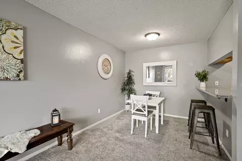 4476 Cinnamon Ridge Trl #A, Eagan, MN 55122 photo 7