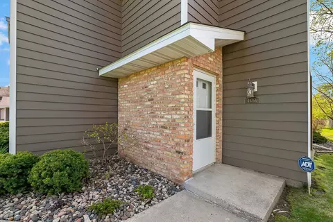 4476 Cinnamon Ridge Trl #A, Eagan, MN 55122 photo 24