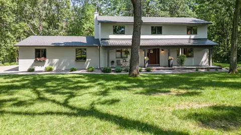 203 Station Cir N, North Hudson, WI 54016