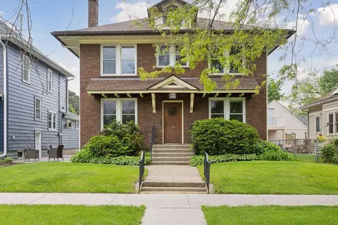 1466 Como Ave, Saint Paul, MN 55108