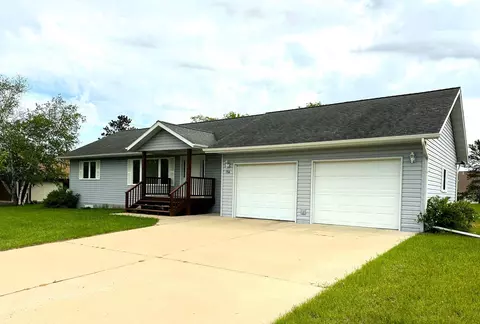 704 Forest View Ave, Park Rapids, MN 56470