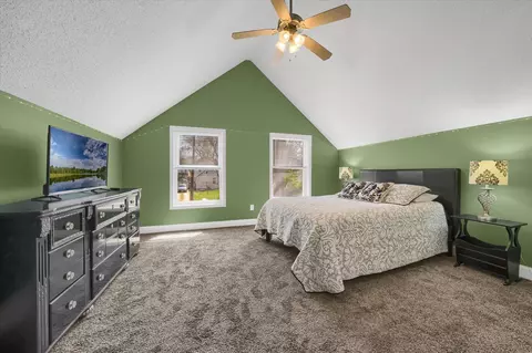 526 Thomas Ave, Saint Paul, MN 55103