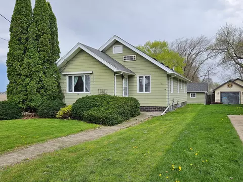 142 Charles St, Conger, MN 56020 photo 2