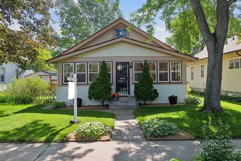3527 39th Ave S, Minneapolis, MN 55406