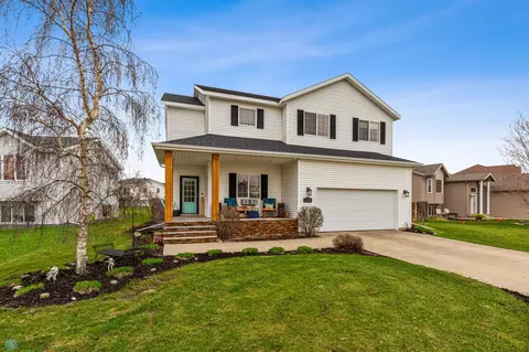 730 36th Ave W, West Fargo, ND 58078