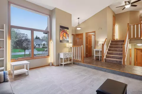 4422 Braddock Trl, Eagan, MN 55123 photo 8