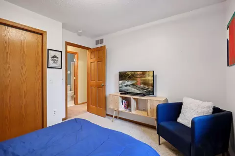 4422 Braddock Trl, Eagan, MN 55123 photo 31